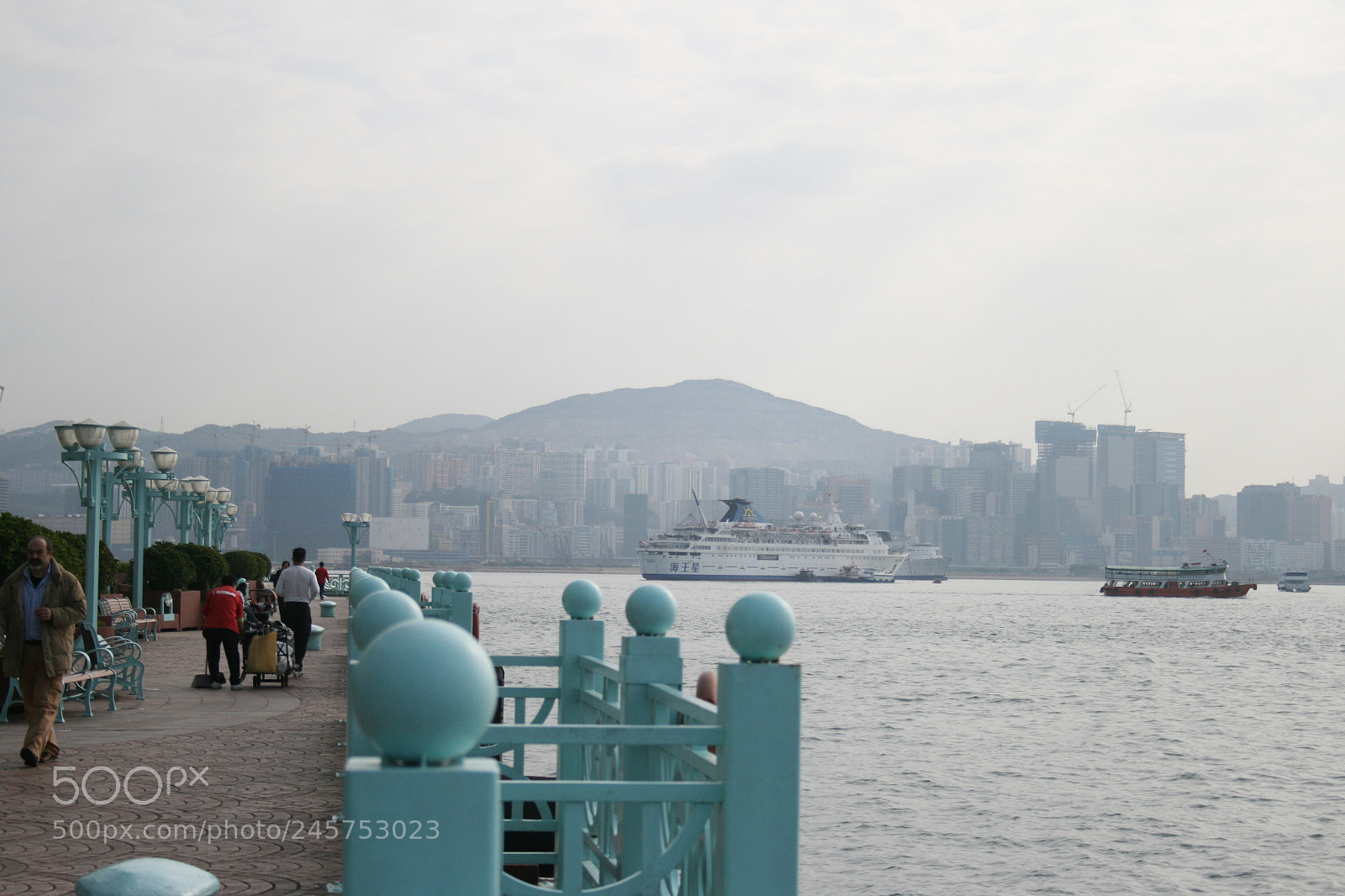Canon EF-S 18-55mm F3.5-5.6 II sample photo. Cina photography