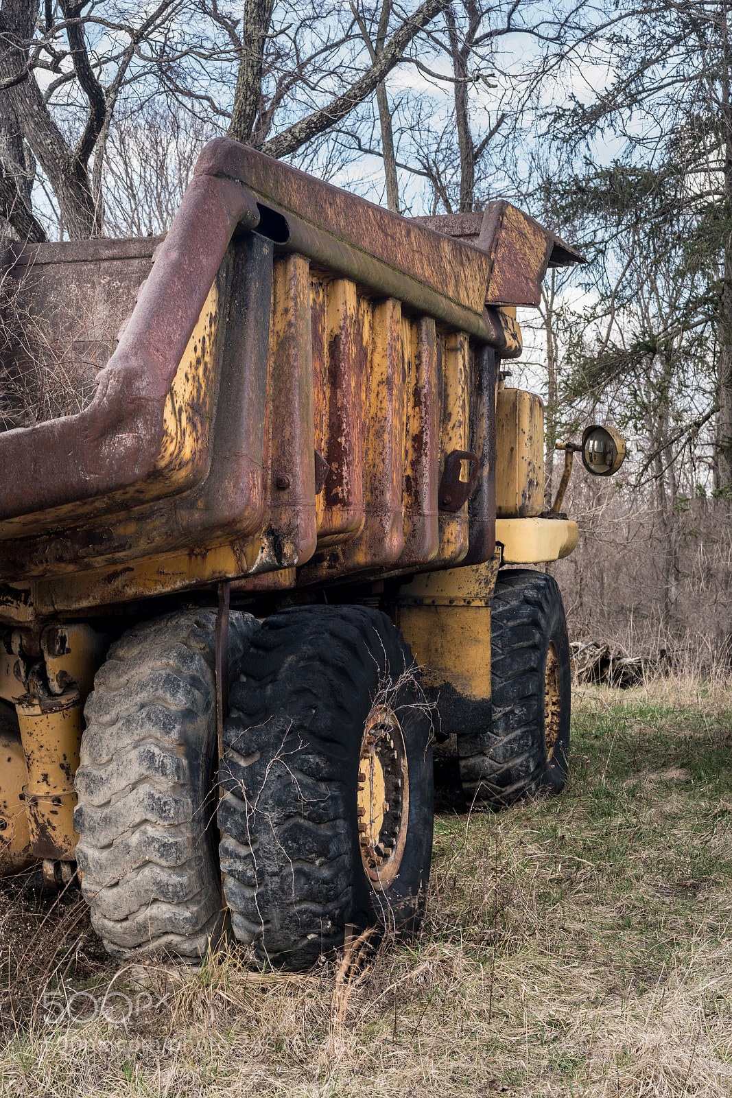 Sony a7R II sample photo. Abandoned heavy construction truck photography
