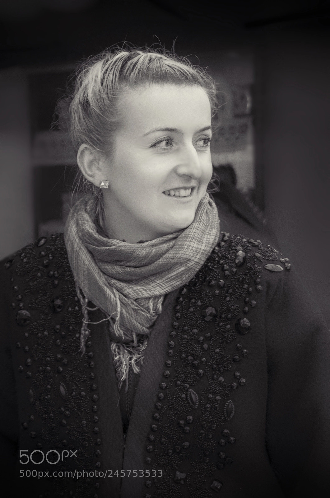 Nikon D3100 sample photo. The look photography