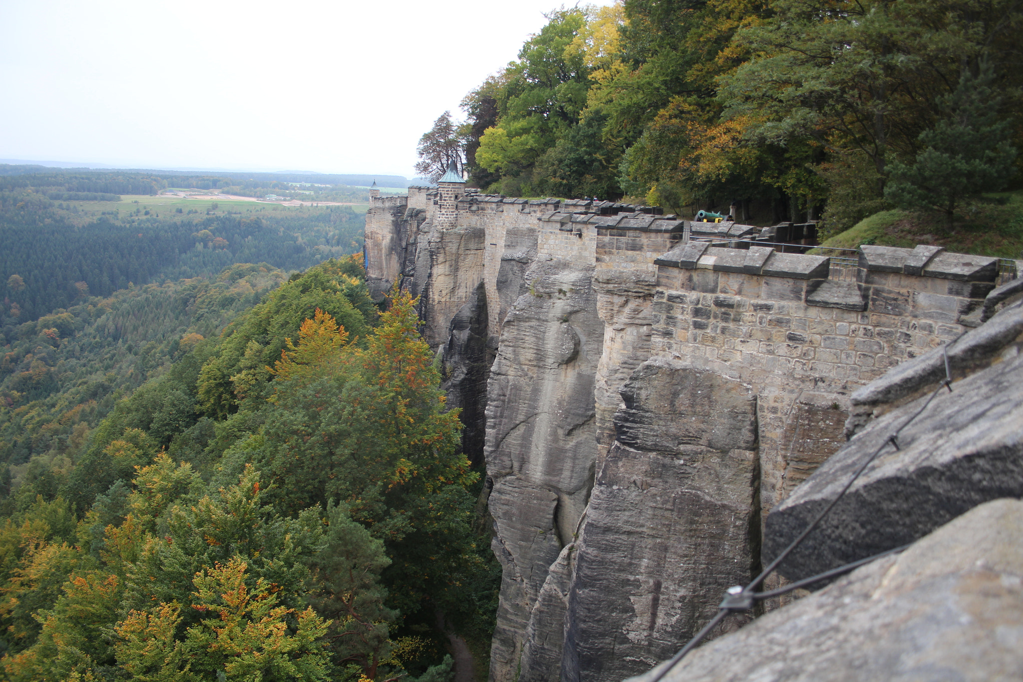 Canon EF-S 18-55mm F3.5-5.6 II sample photo. Castle königstein photography