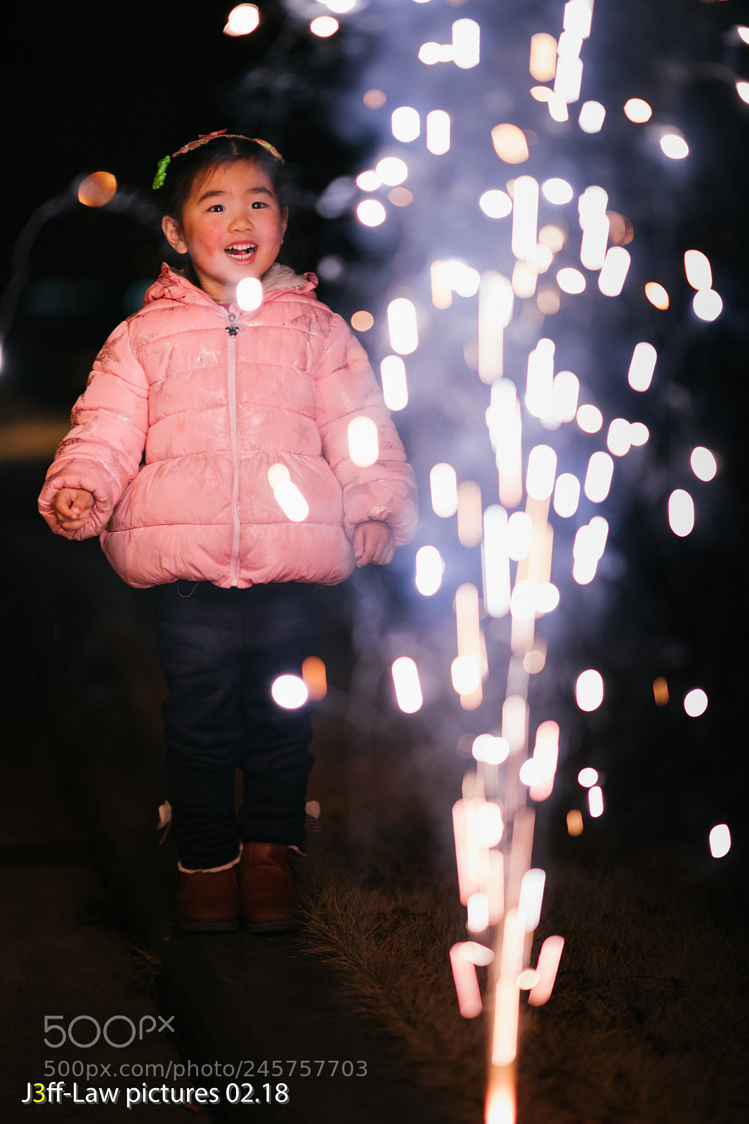 Sony a9 sample photo. Kid always like firework photography