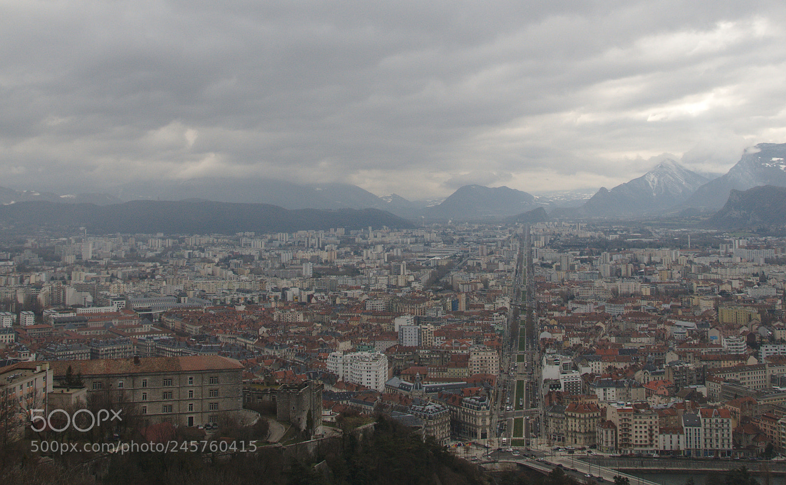 Nikon D300 sample photo. Grenoble depuis le sentier photography