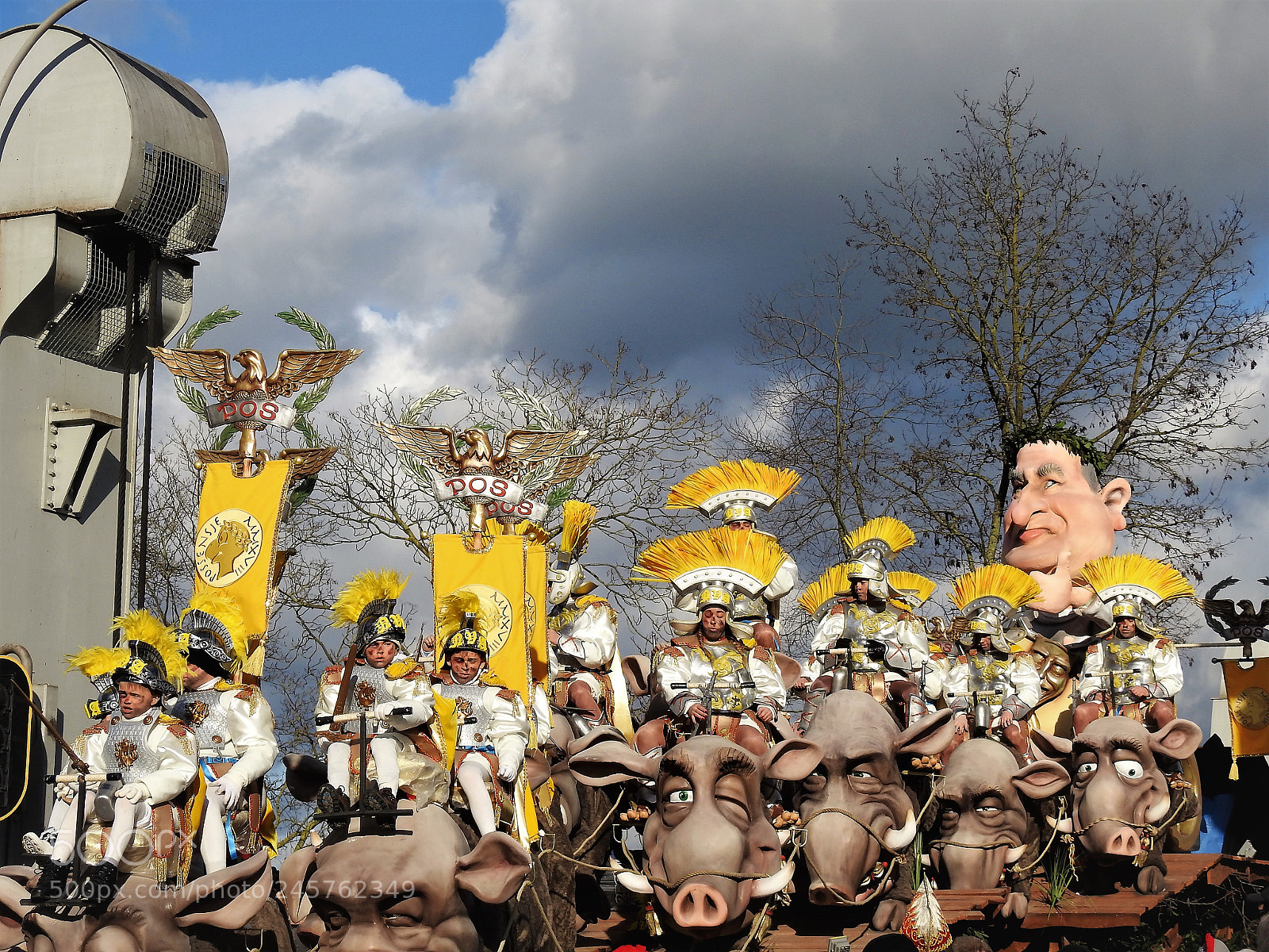 Nikon Coolpix P900 sample photo. Oilsjt carneval photography