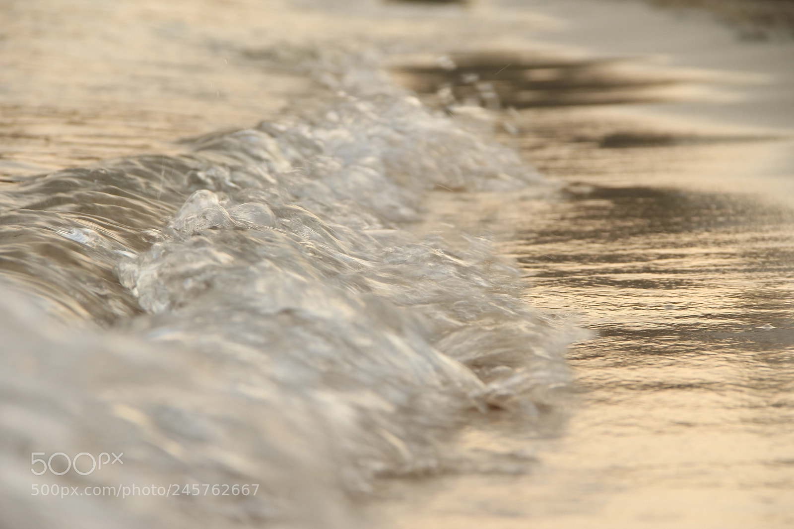 Canon EF-S 18-135mm F3.5-5.6 IS sample photo. Waves photography