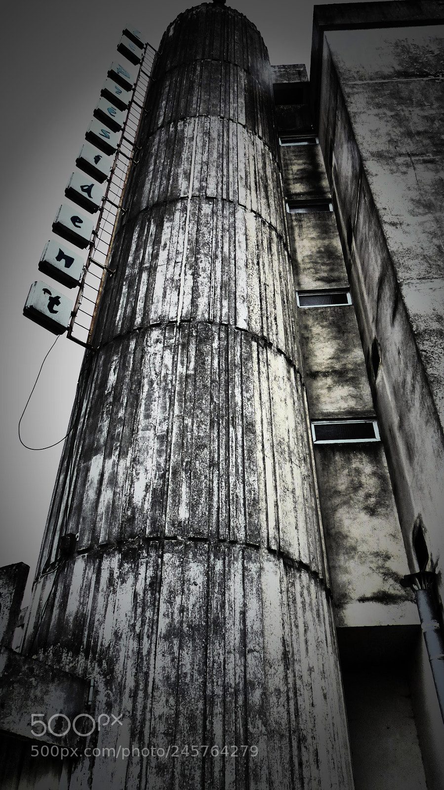 Panasonic Lumix DMC-FZ200 sample photo. " bunker palace  hotel " photography