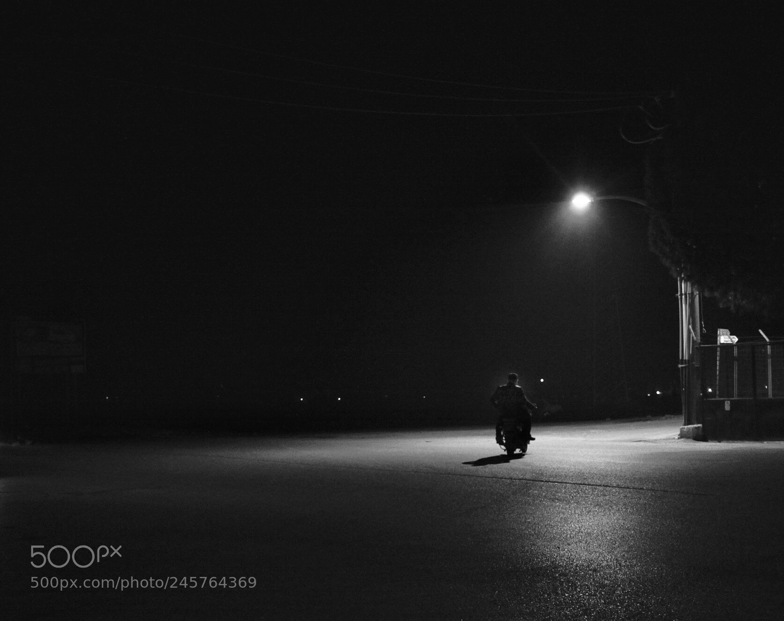 Canon EOS 50D sample photo. Lost in darkness photography