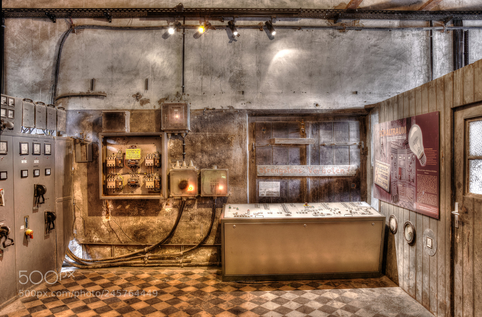 Nikon D810 sample photo. Schaltzentrale photography
