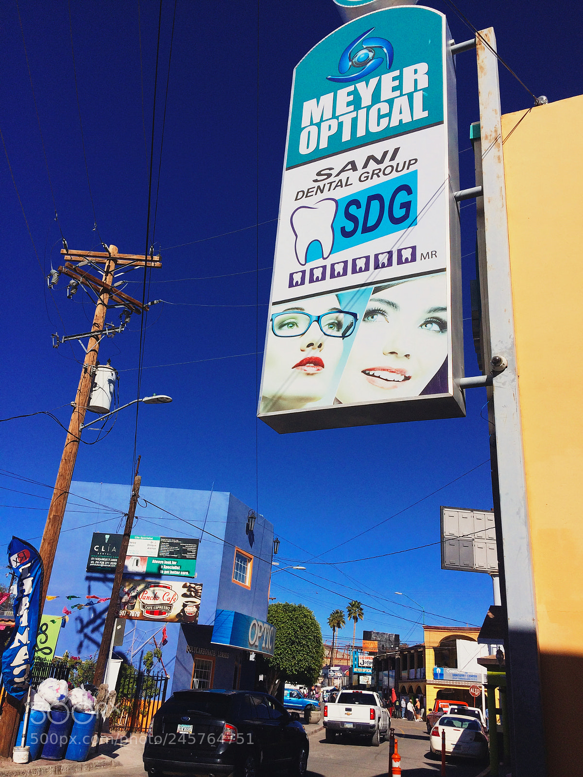 Apple iPhone 5s sample photo. The dentist office photography