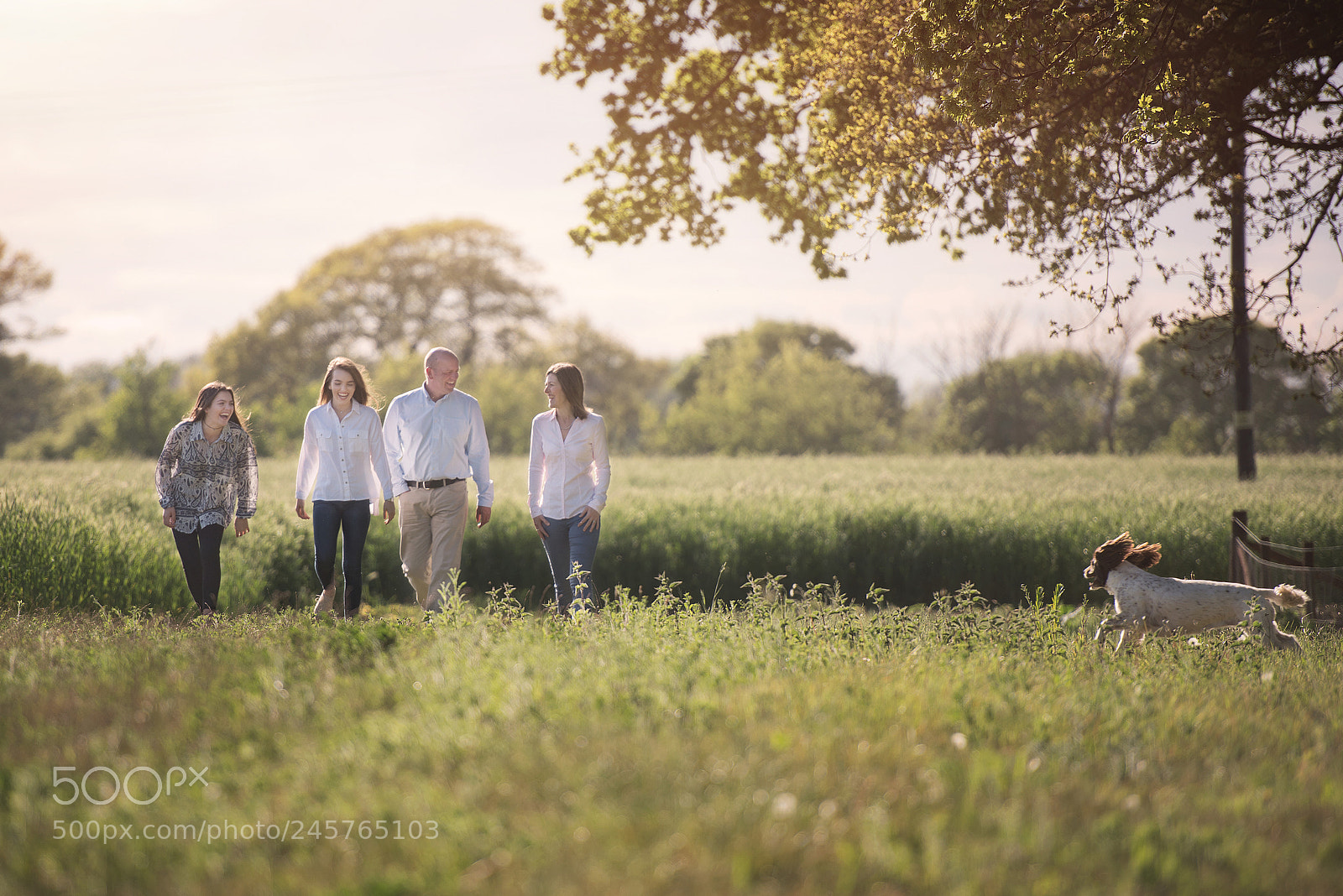 Nikon D810 sample photo. Family walk photography