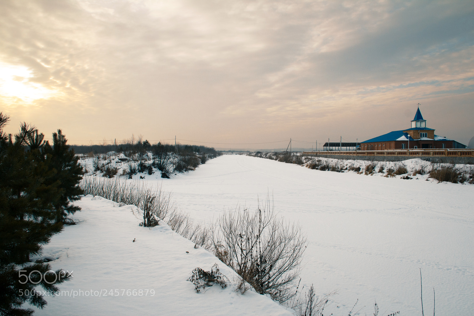 Canon EOS 600D (Rebel EOS T3i / EOS Kiss X5) sample photo. Winter river photography