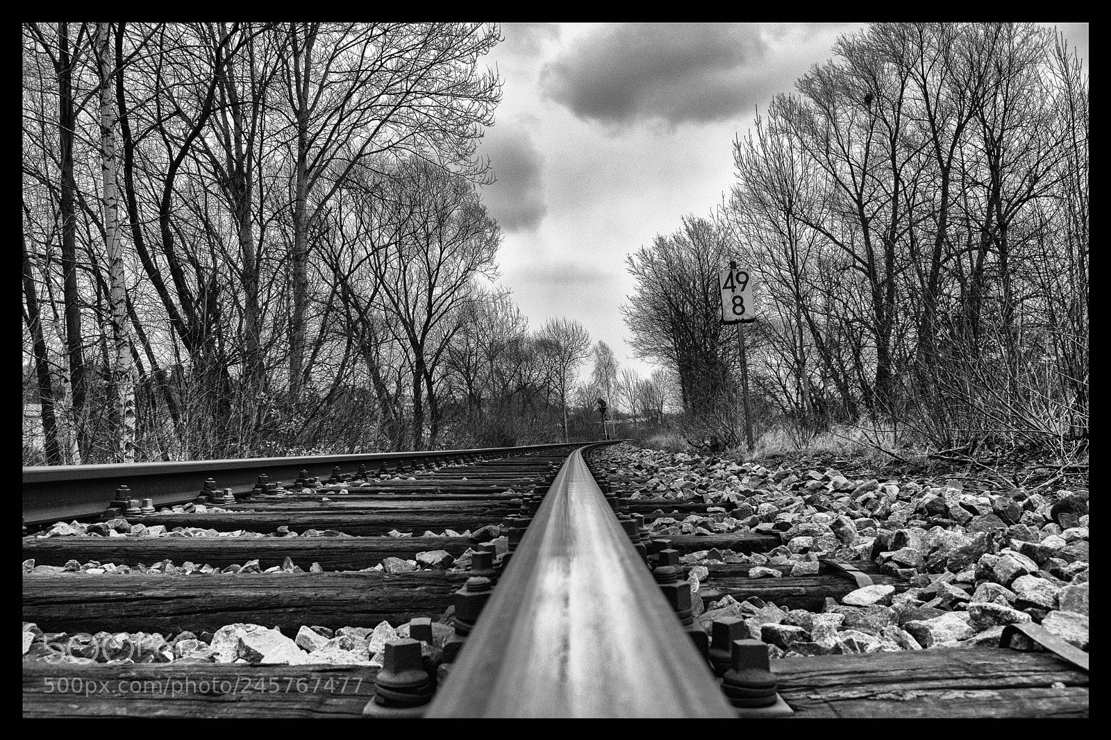 Nikon D5500 sample photo. The track photography