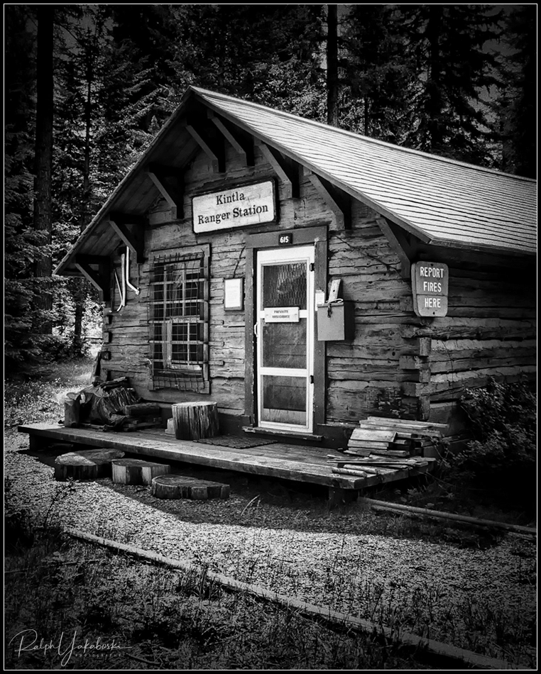 Nikon D2Xs sample photo. Kintla ranger station photography