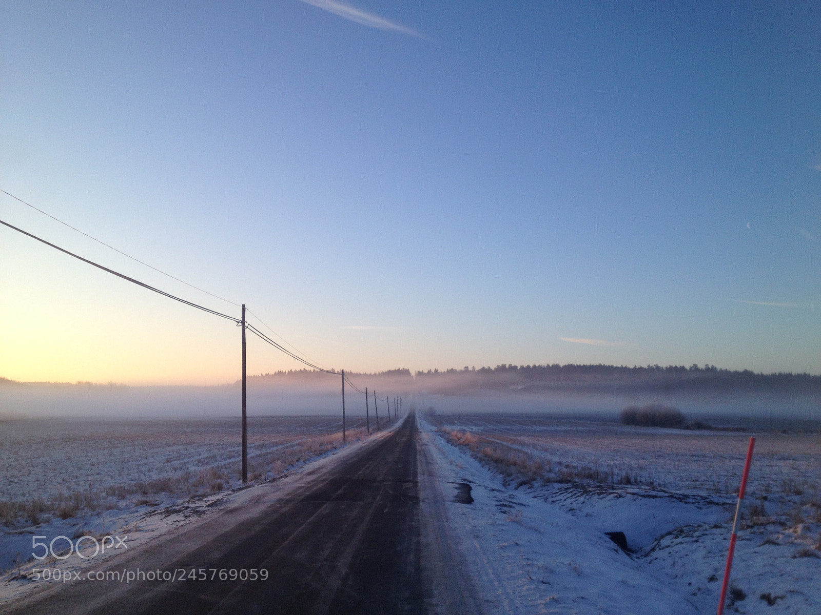 Apple iPhone 4S sample photo. On the road photography