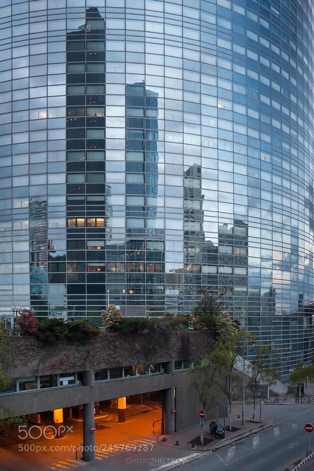 Canon EOS 40D sample photo. Reflections of la defense photography
