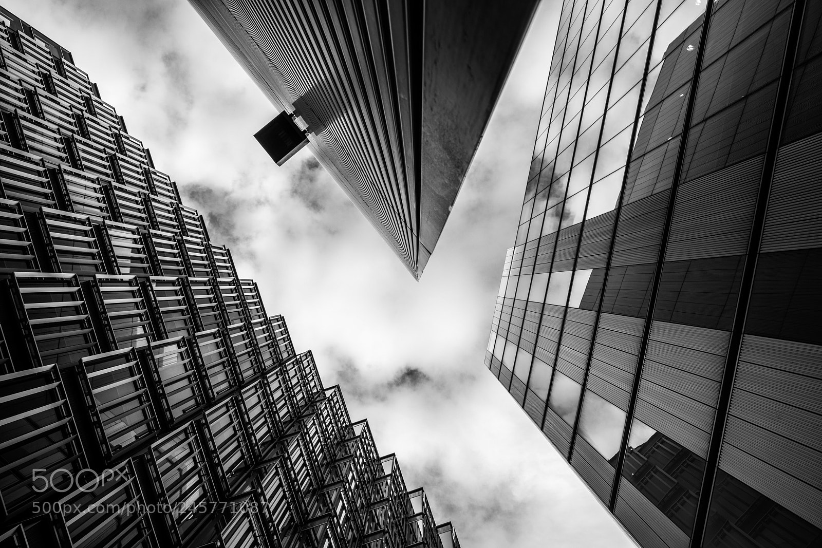 Fujifilm X-T2 sample photo. Looking up photography
