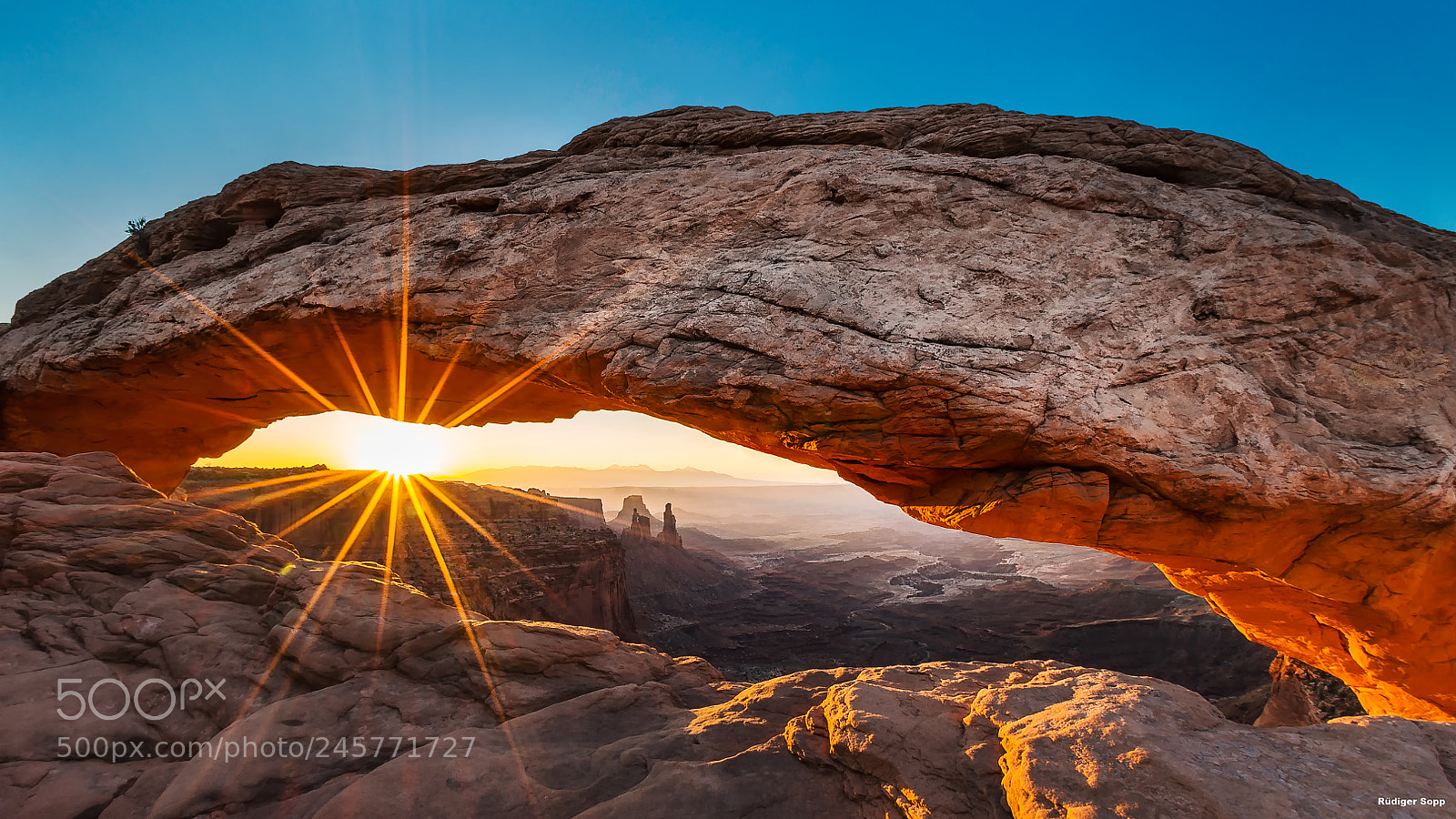 Nikon D800 sample photo. Mesa arch summer solstice photography