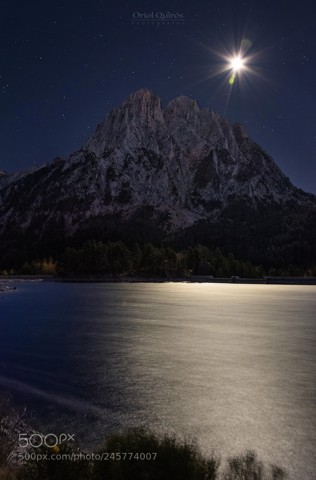 Nikon D7100 sample photo. Els encantats & the moon photography
