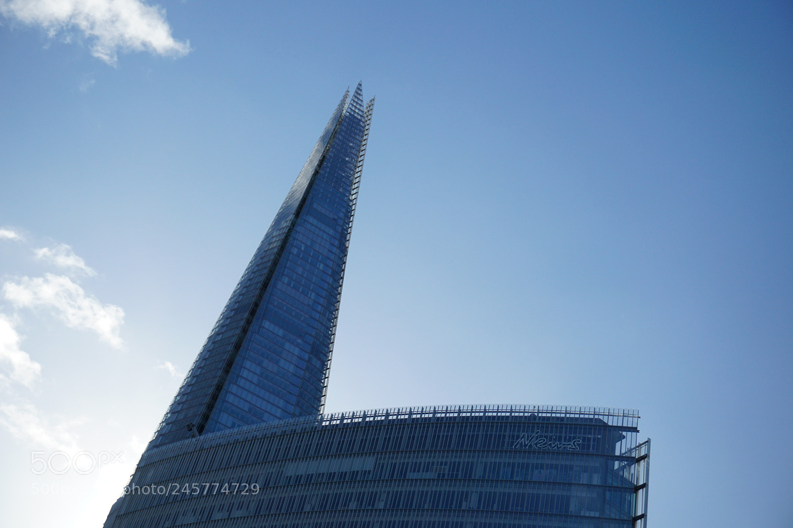 Sony a6000 + Sony E 18-50mm F4-5.6 sample photo. L for london photography