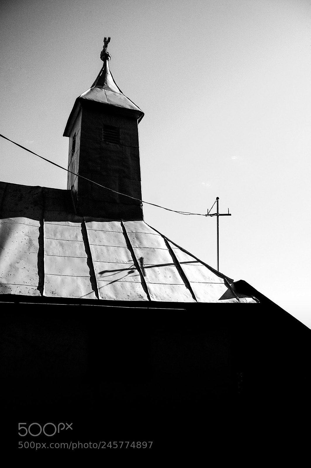Nikon D70s sample photo. Church in sunlight photography