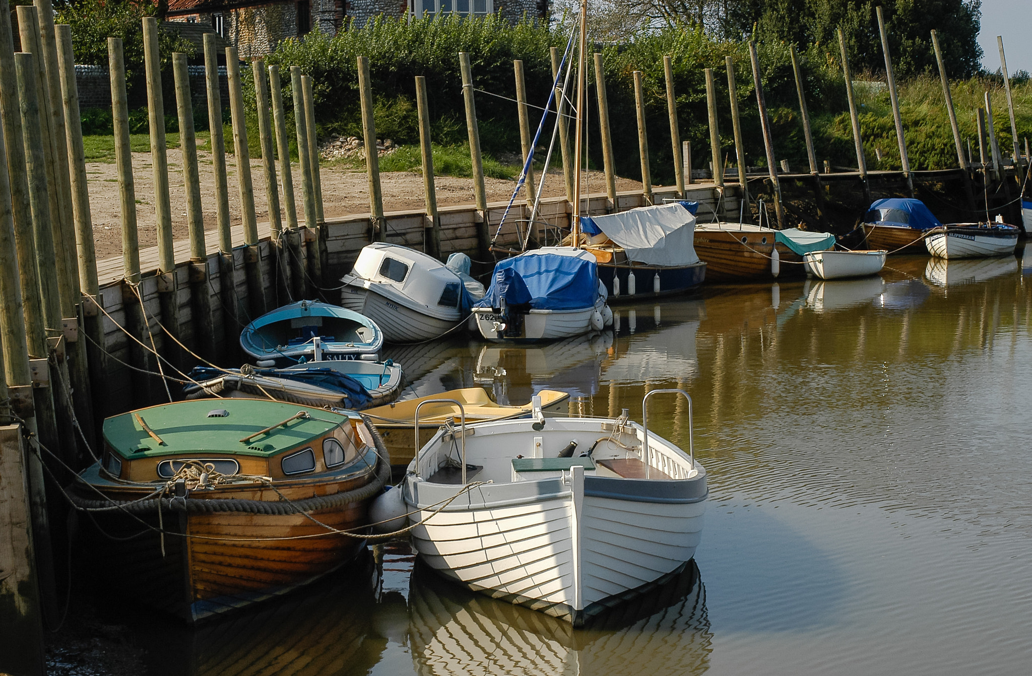 Nikon D100 sample photo. Resting in the harbour photography