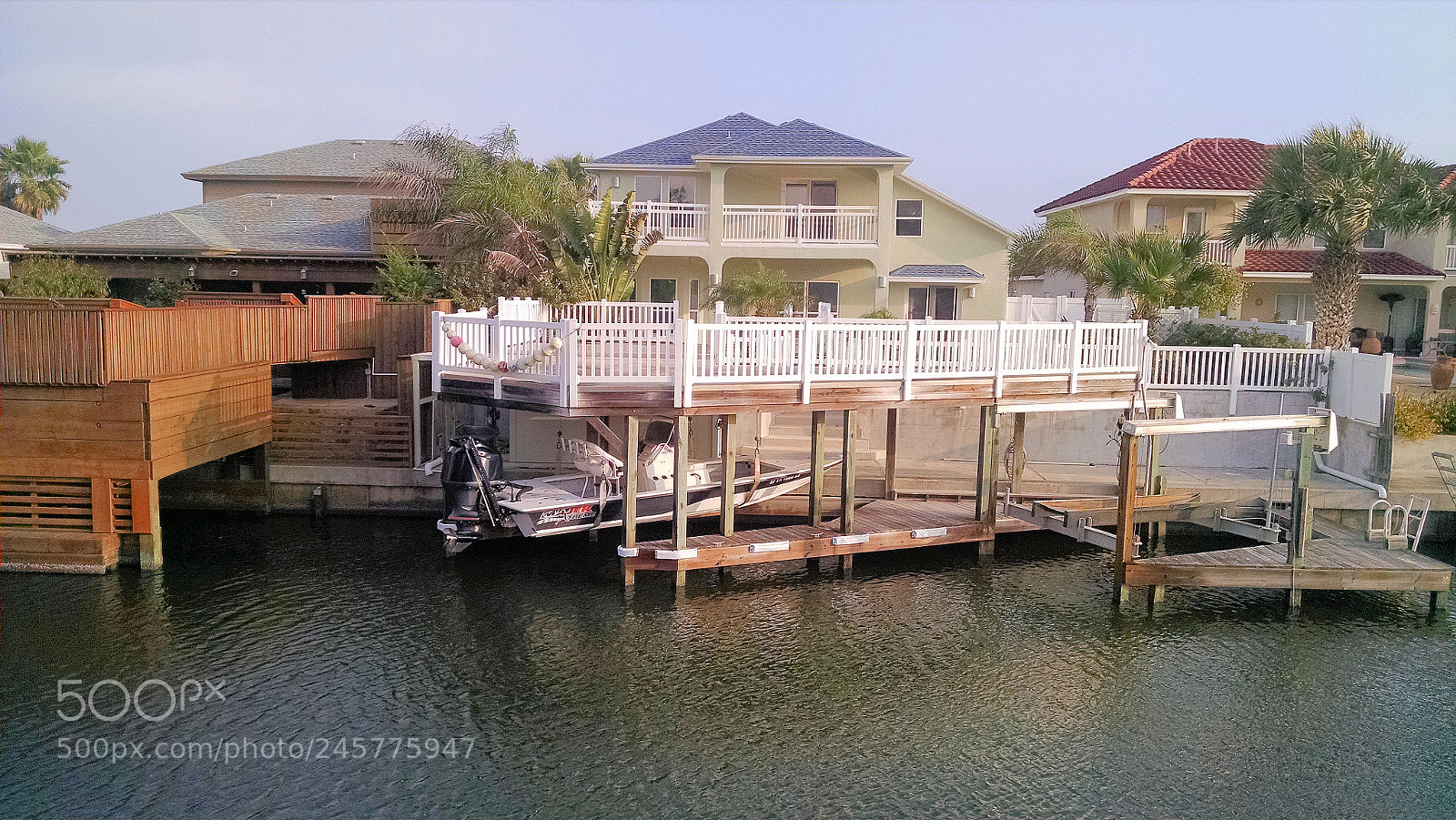 Motorola XT1080 sample photo. Corpus i photography