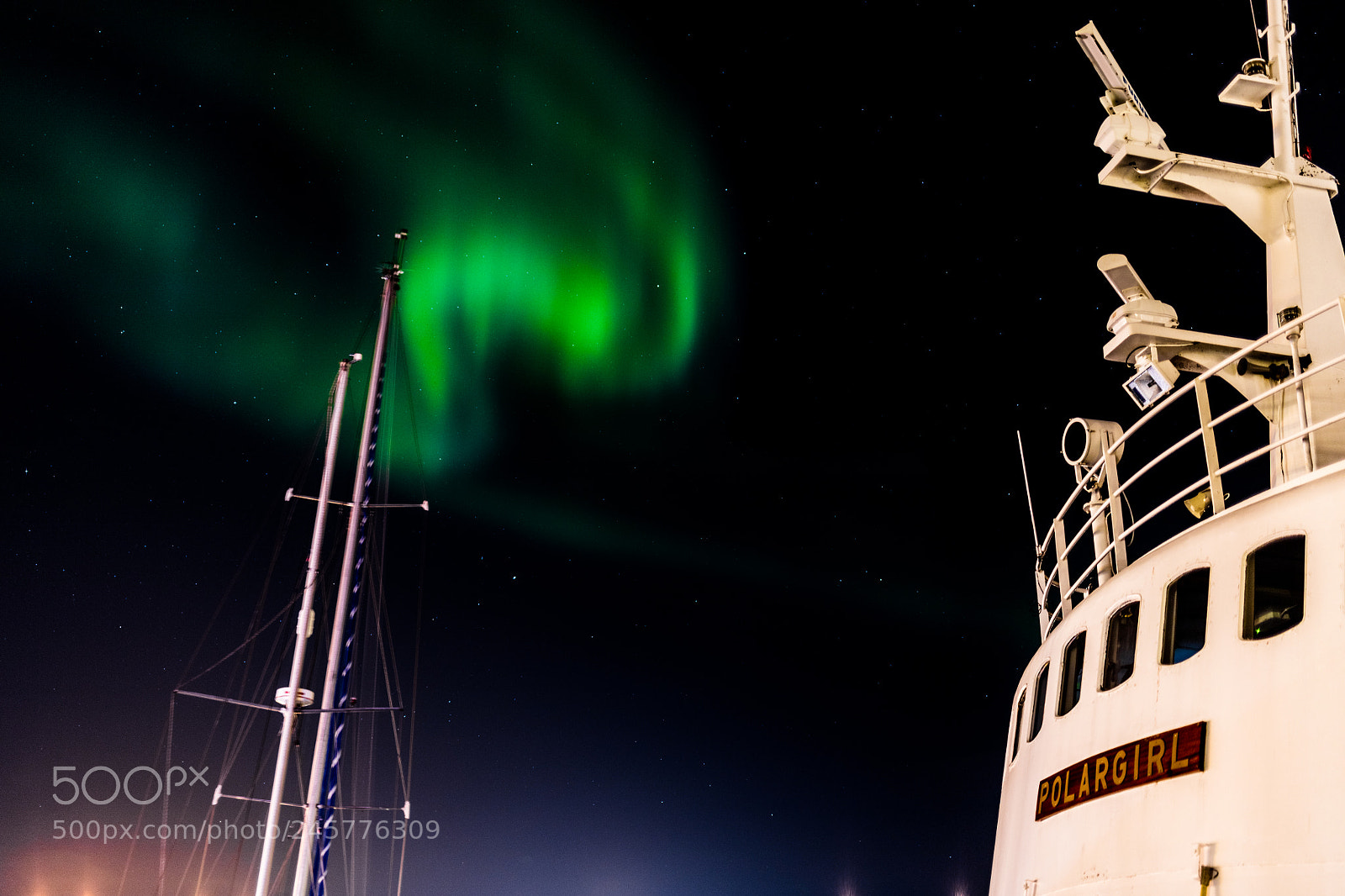 Canon EOS 5DS R sample photo. Polargirl under polarlight photography