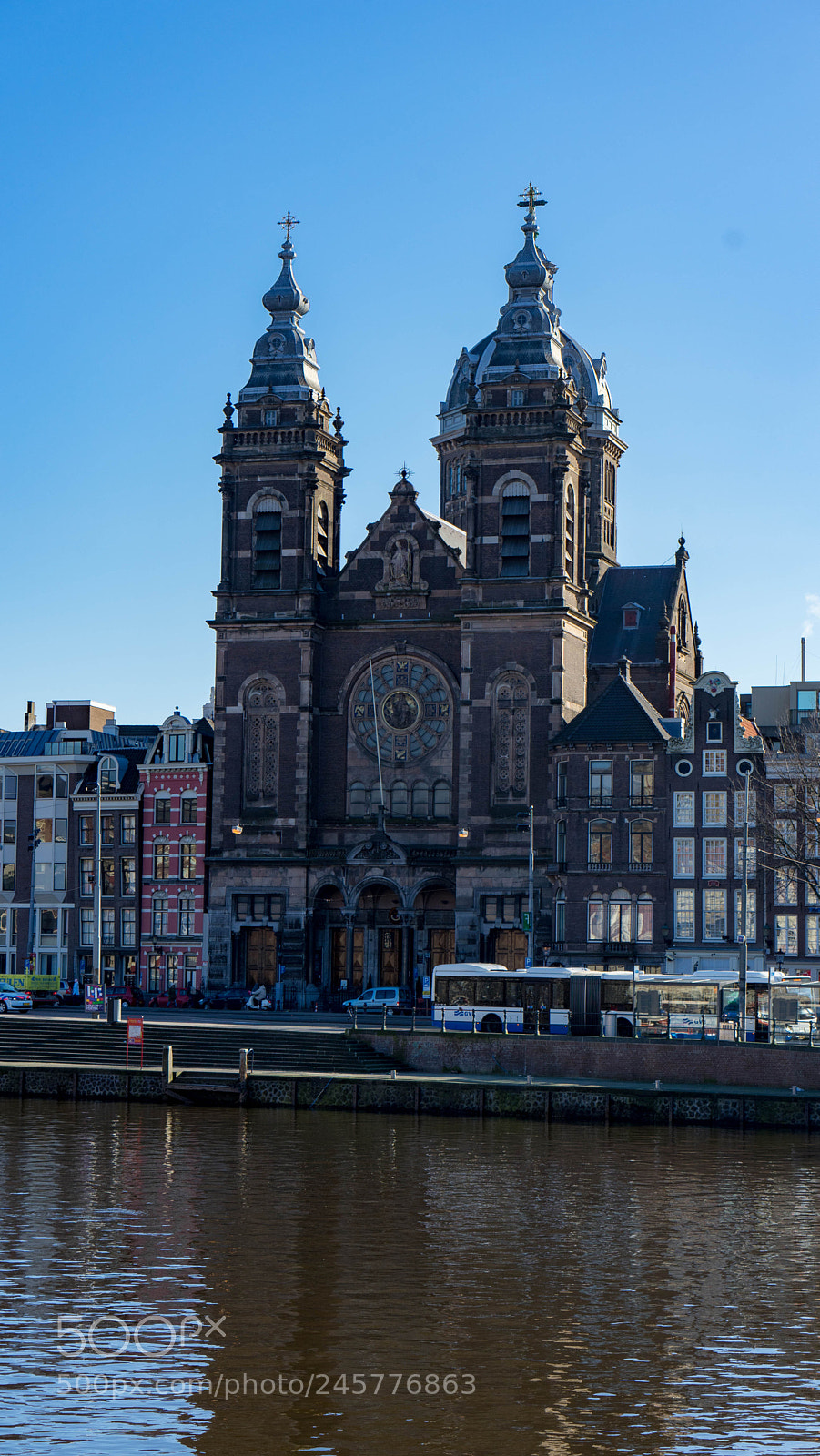 Sony a7 II sample photo. Sint-nicolaaskerk in amsterdam photography