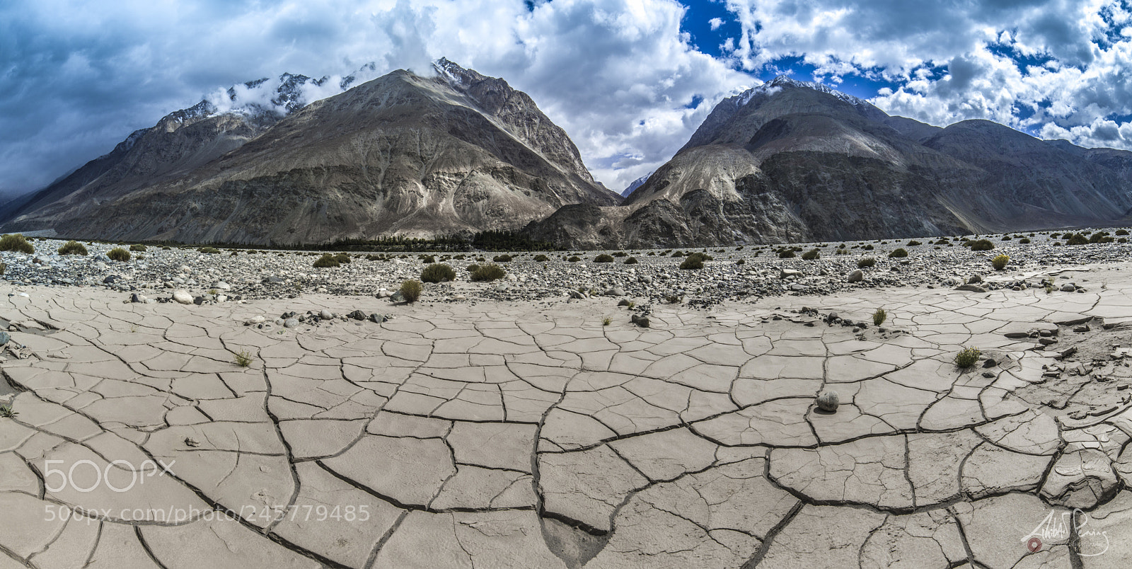 Pentax K-1 sample photo. Dry land photography