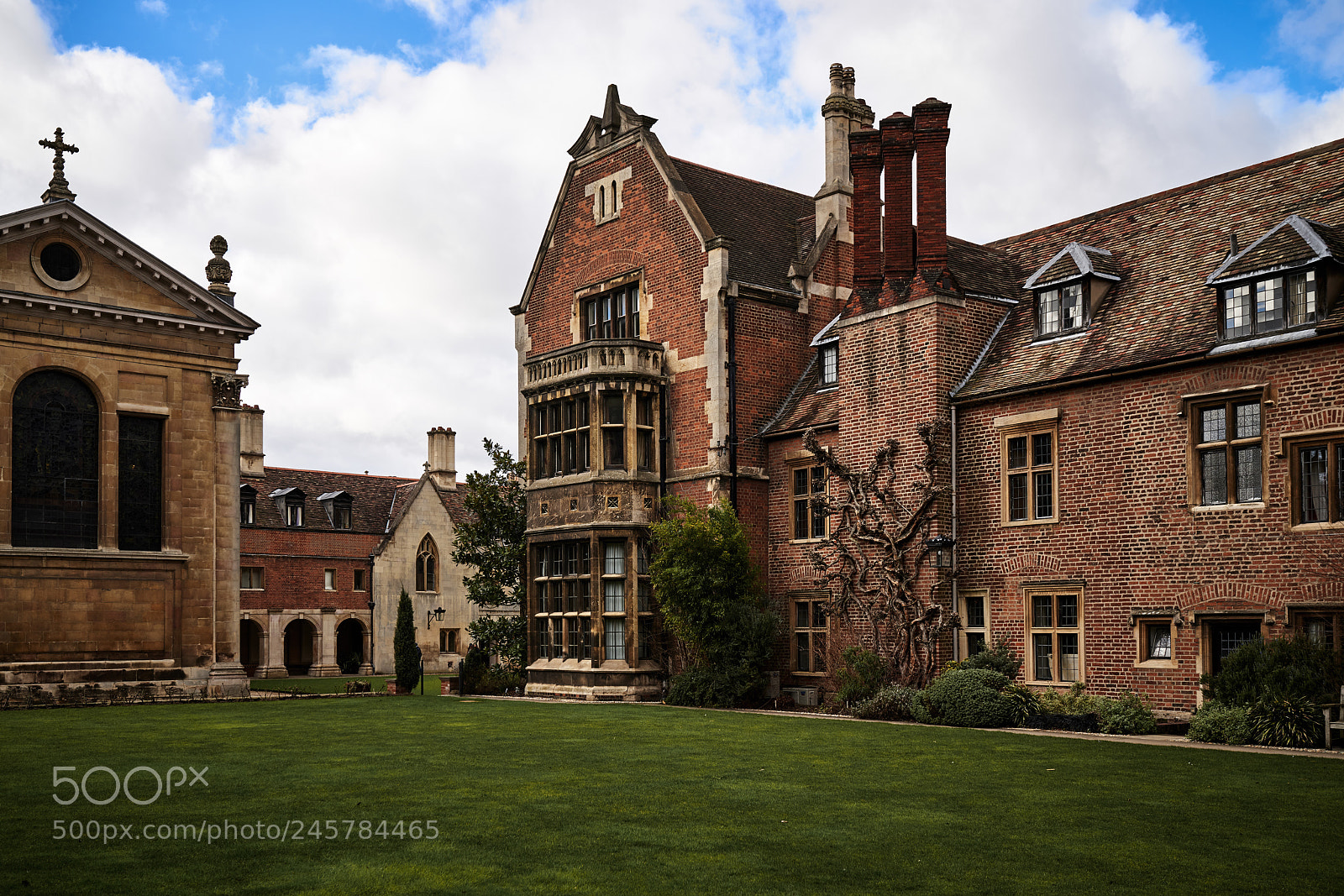 Sony a7R III sample photo. Pembroke college, cambridge photography