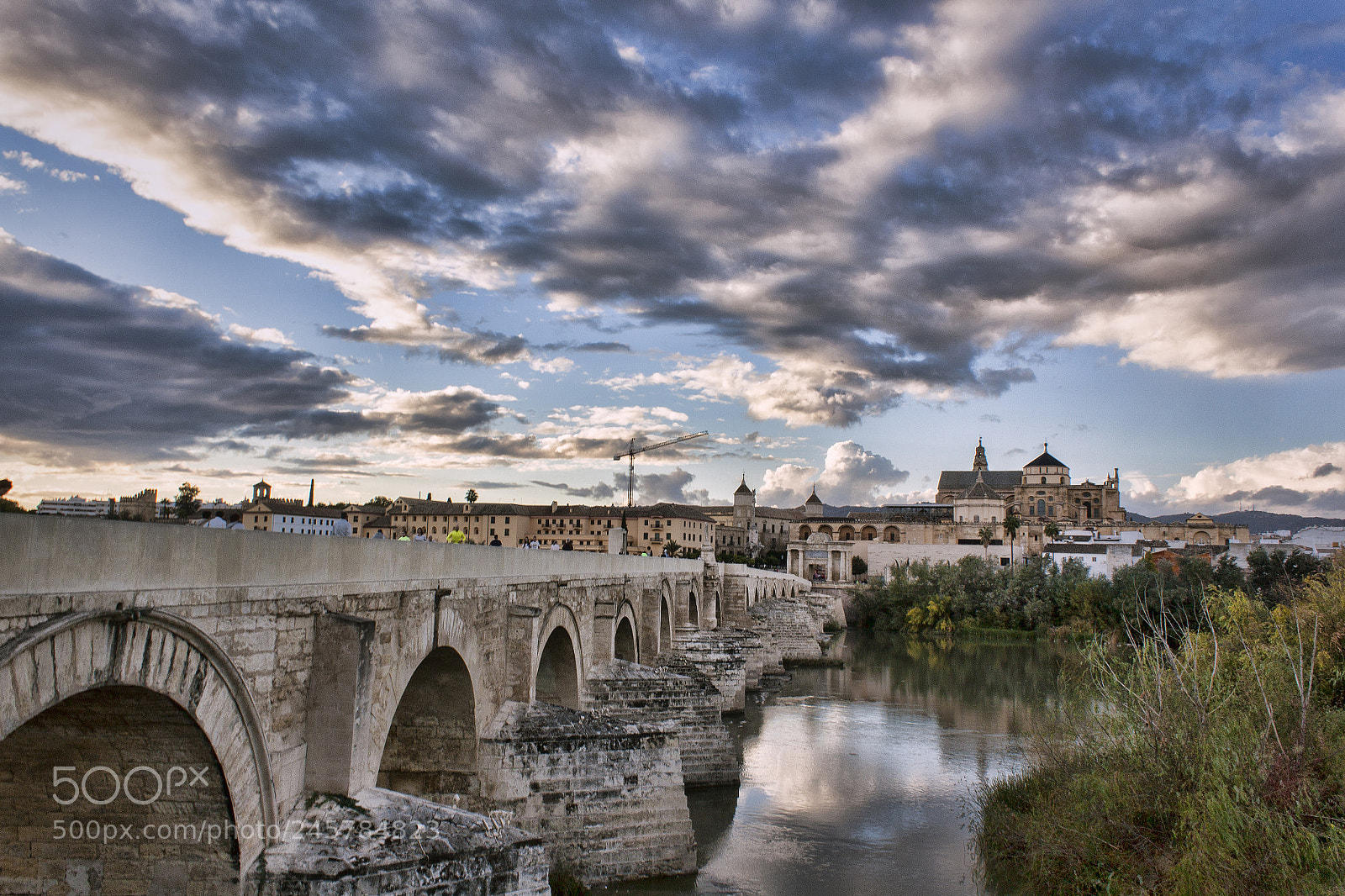 Canon EOS 500D (EOS Rebel T1i / EOS Kiss X3) sample photo. Roman bridge photography