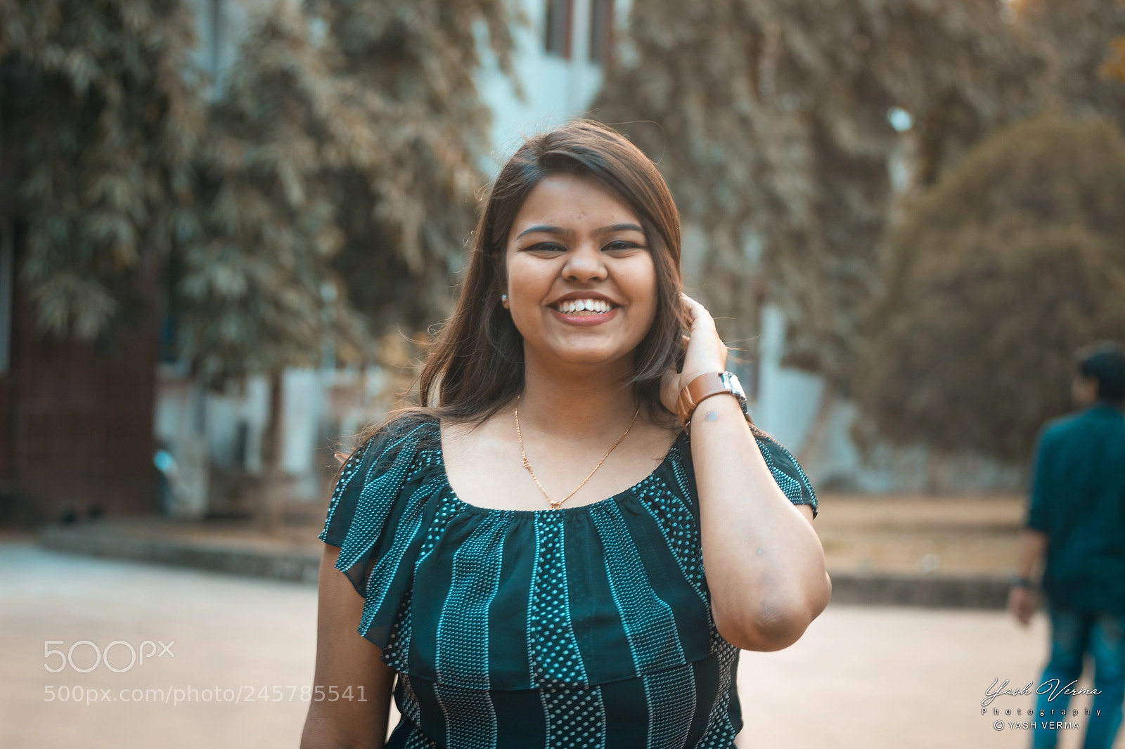 Canon EOS 1300D (EOS Rebel T6 / EOS Kiss X80) sample photo. The candid photography