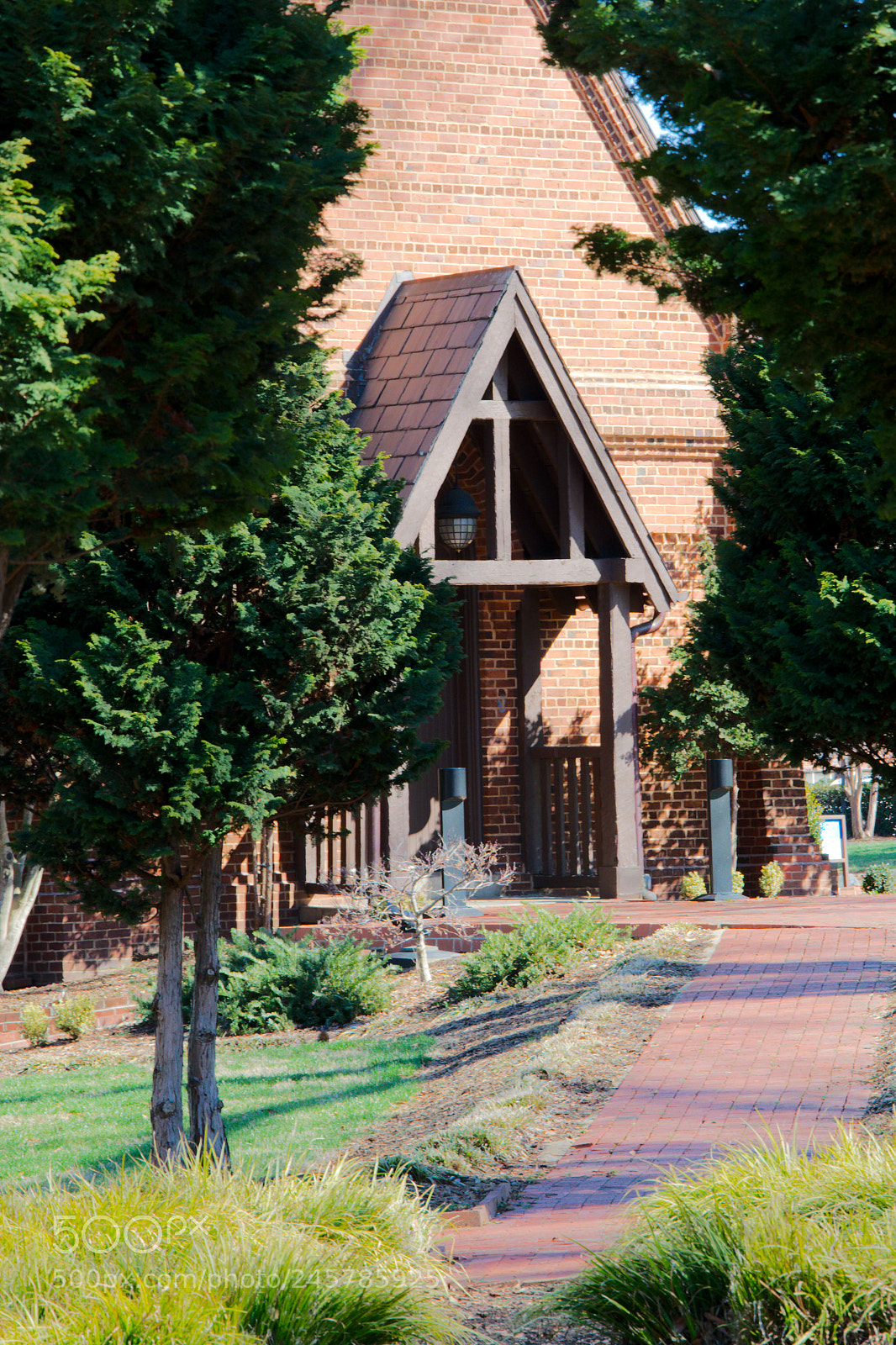 Nikon D5200 sample photo. Into the chapel photography