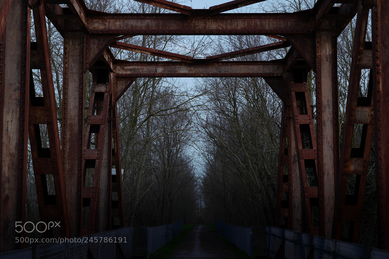 Leica SL (Typ 601) sample photo. Iron and wood photography