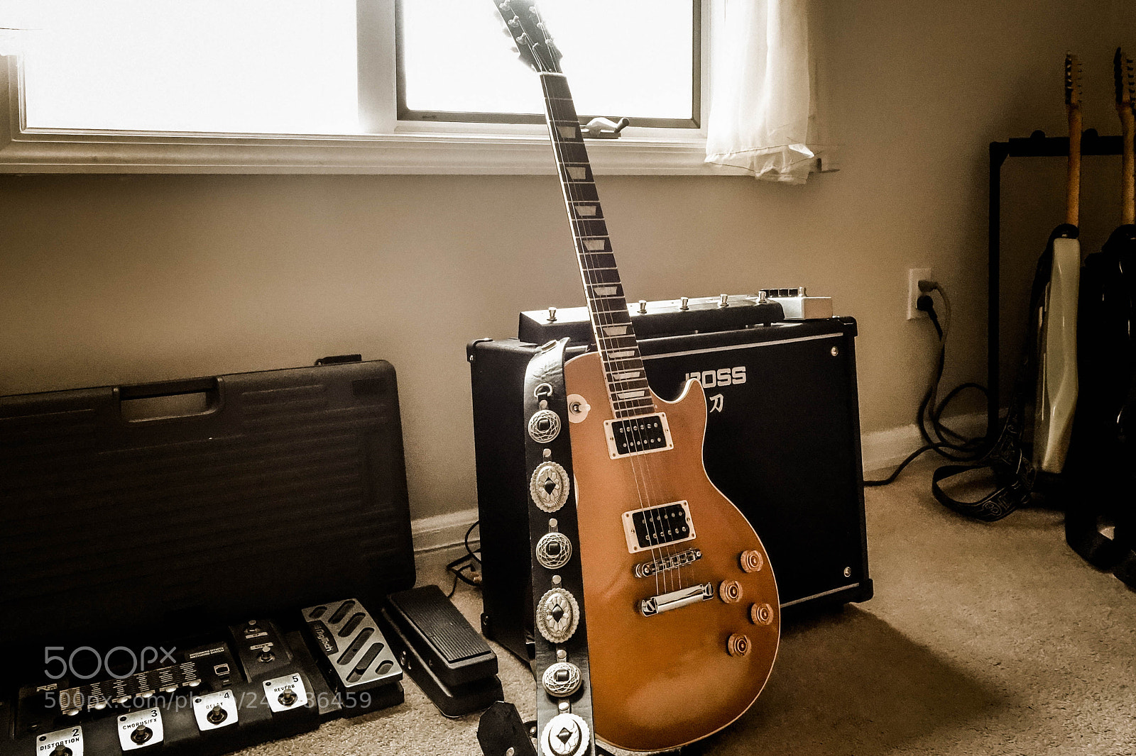 Sony Cyber-shot DSC-RX100 sample photo. Les paul goldtop photography
