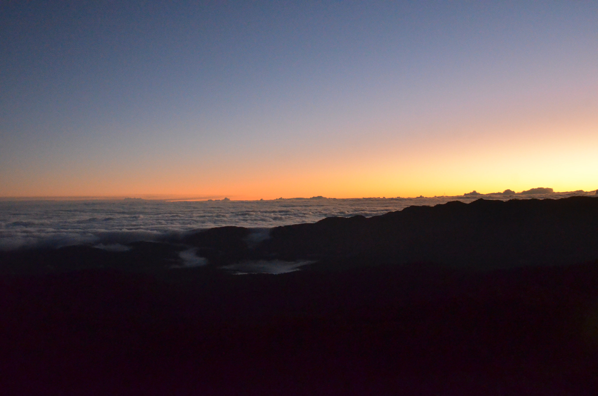 Nikon D5100 sample photo. Sunrise from 3300 peak photography