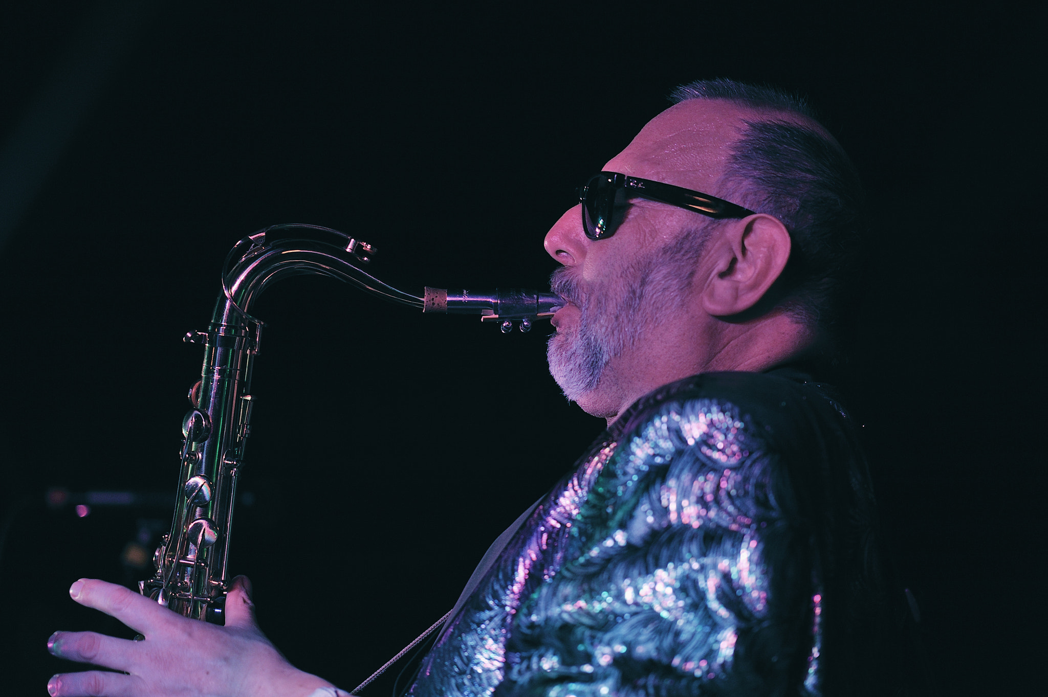 Nikon AF-S Nikkor 70-200mm F2.8G ED VR II sample photo. Saxophonist photography