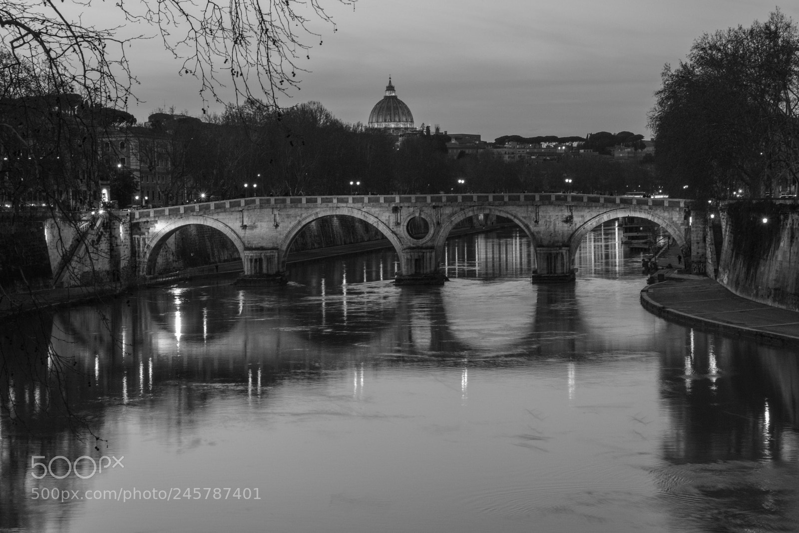 Fujifilm X-T20 sample photo. Tevere black and white photography