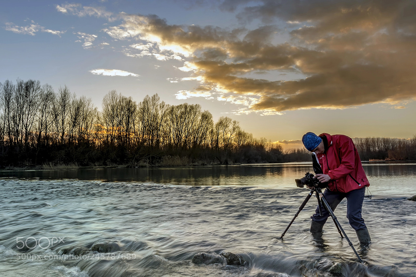 Pentax K-5 sample photo. The art of stopping photography