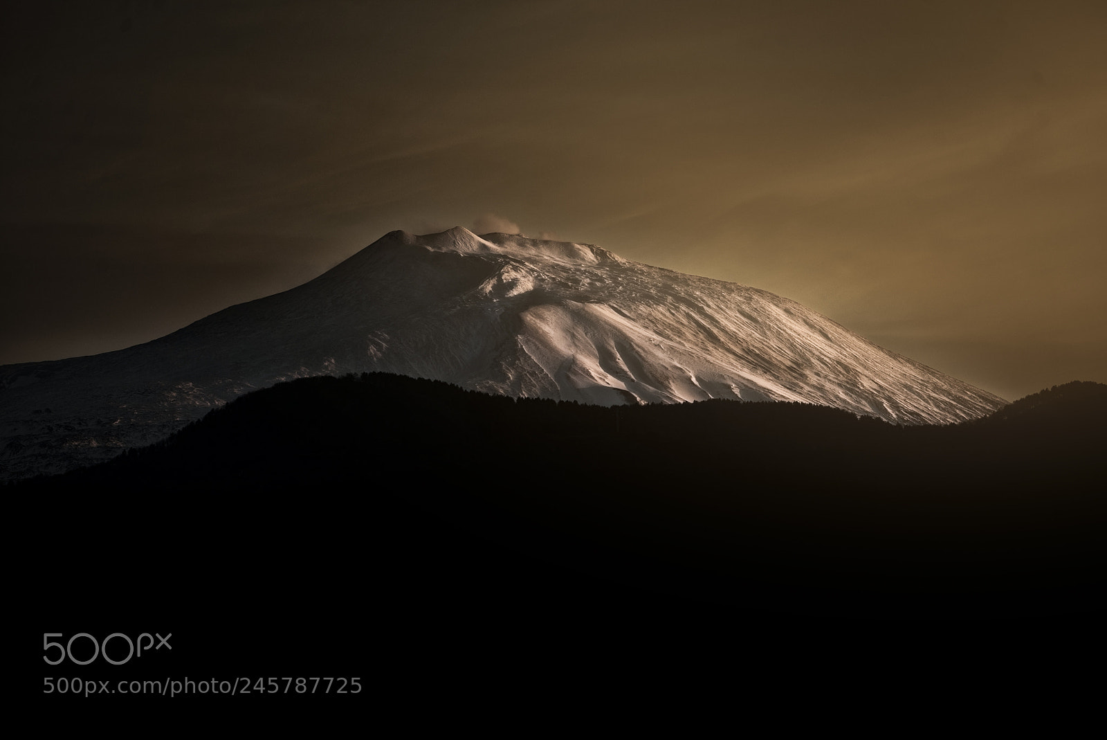 Sony a7S II sample photo. Il vulcano photography