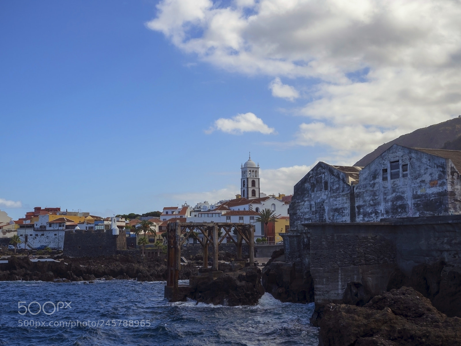 Olympus OM-D E-M10 sample photo. Village center of garachico photography