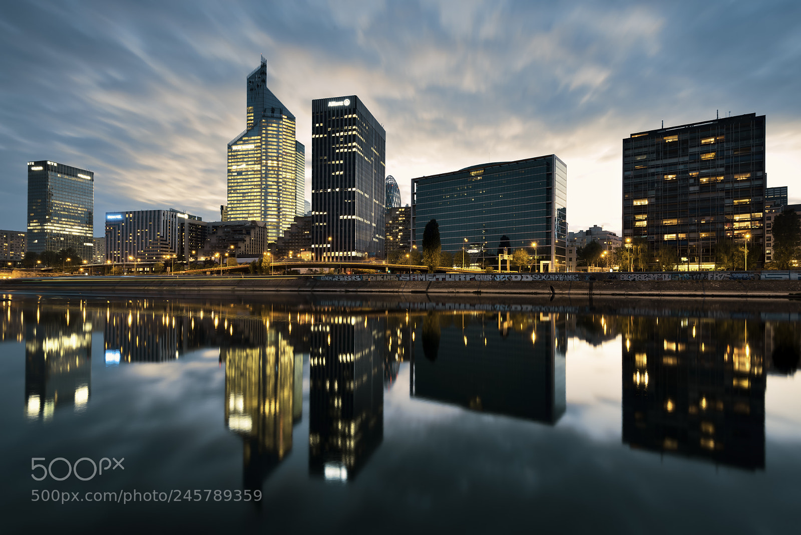 Nikon D800 sample photo. La défense photography