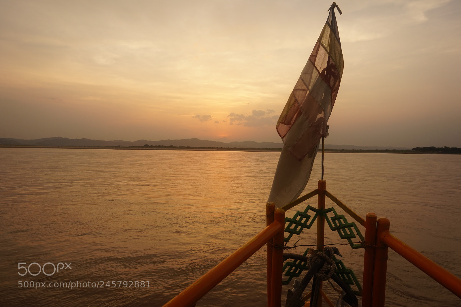 Sony Alpha a5000 (ILCE 5000) sample photo. Inle lake, myanmar photography