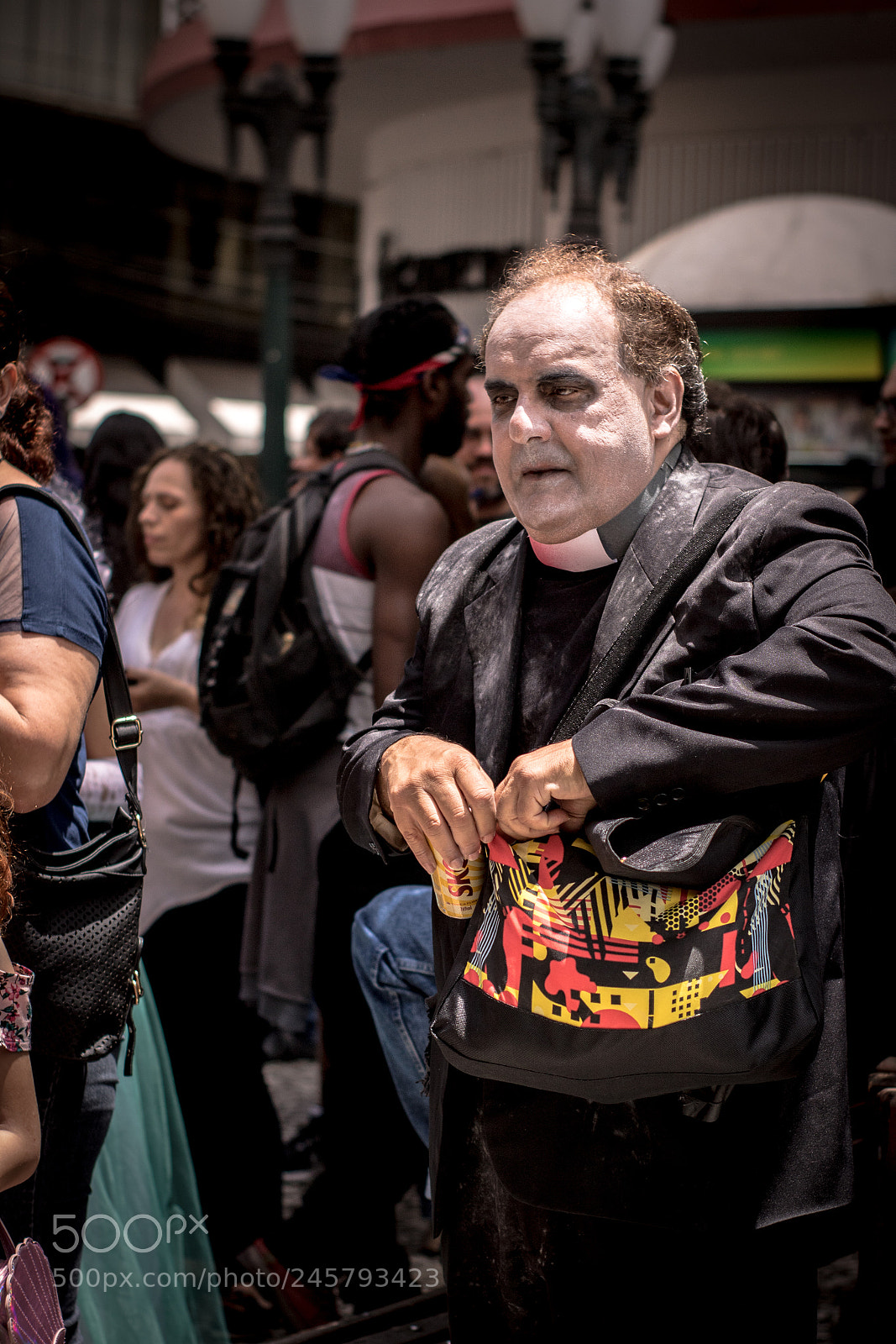 Canon EOS 750D (EOS Rebel T6i / EOS Kiss X8i) sample photo. Zombie walk - carnival photography