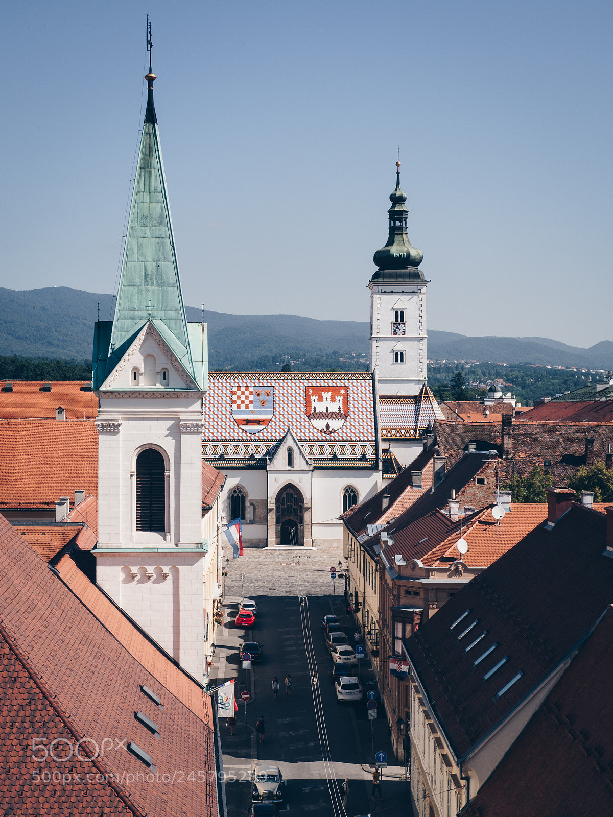 Olympus OM-D E-M10 sample photo. St. mark's church, zagreb. photography