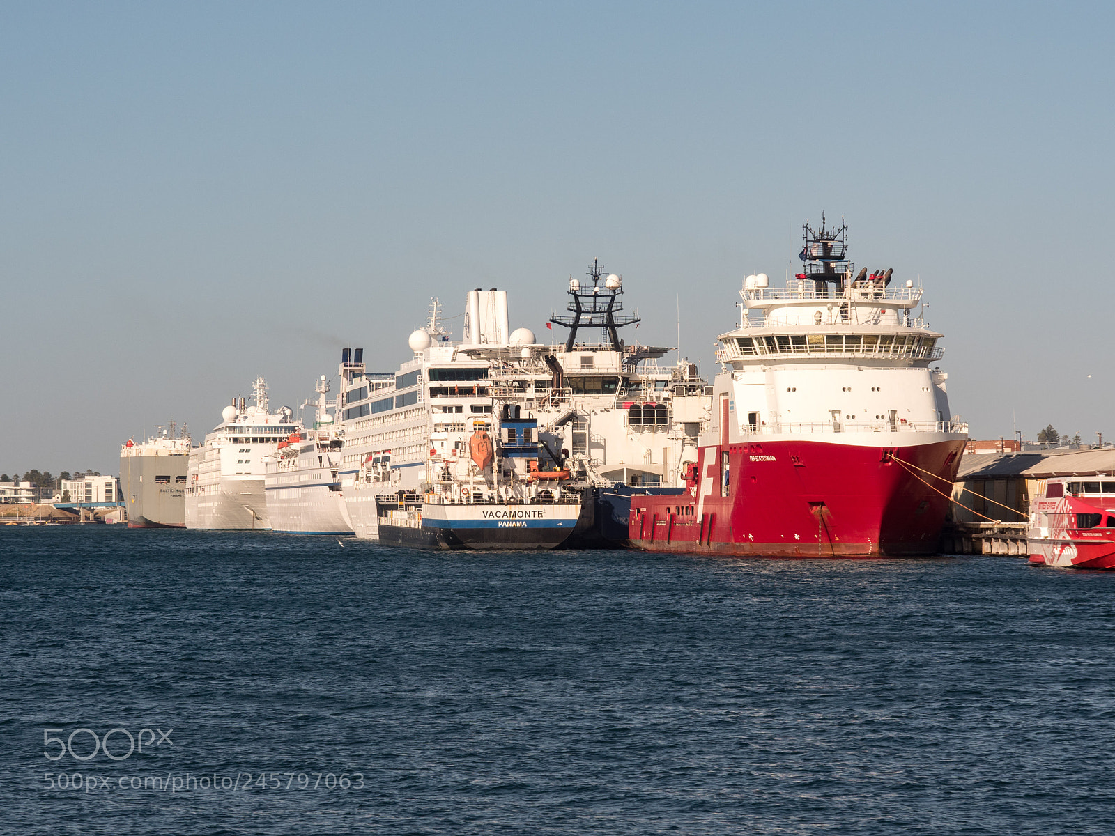 Olympus OM-D E-M5 II sample photo. Fremantle port january 2018 photography