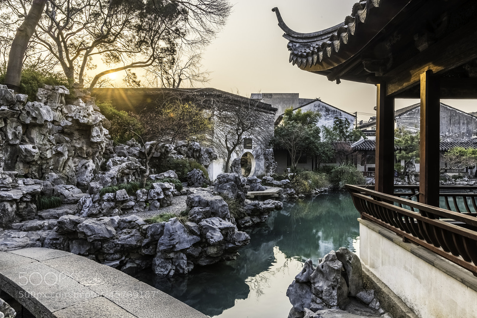 Nikon D810 sample photo. 艺圃夕照！ photography