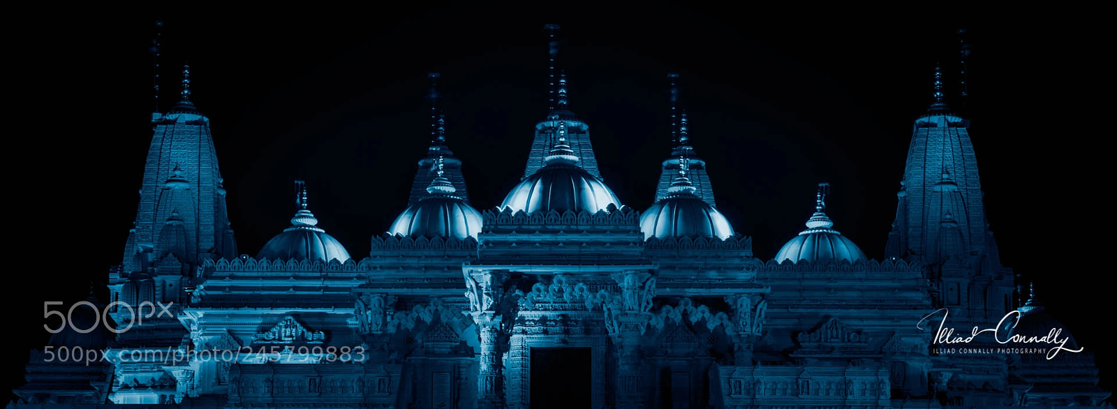 Sony a7R II sample photo. Night palace photography