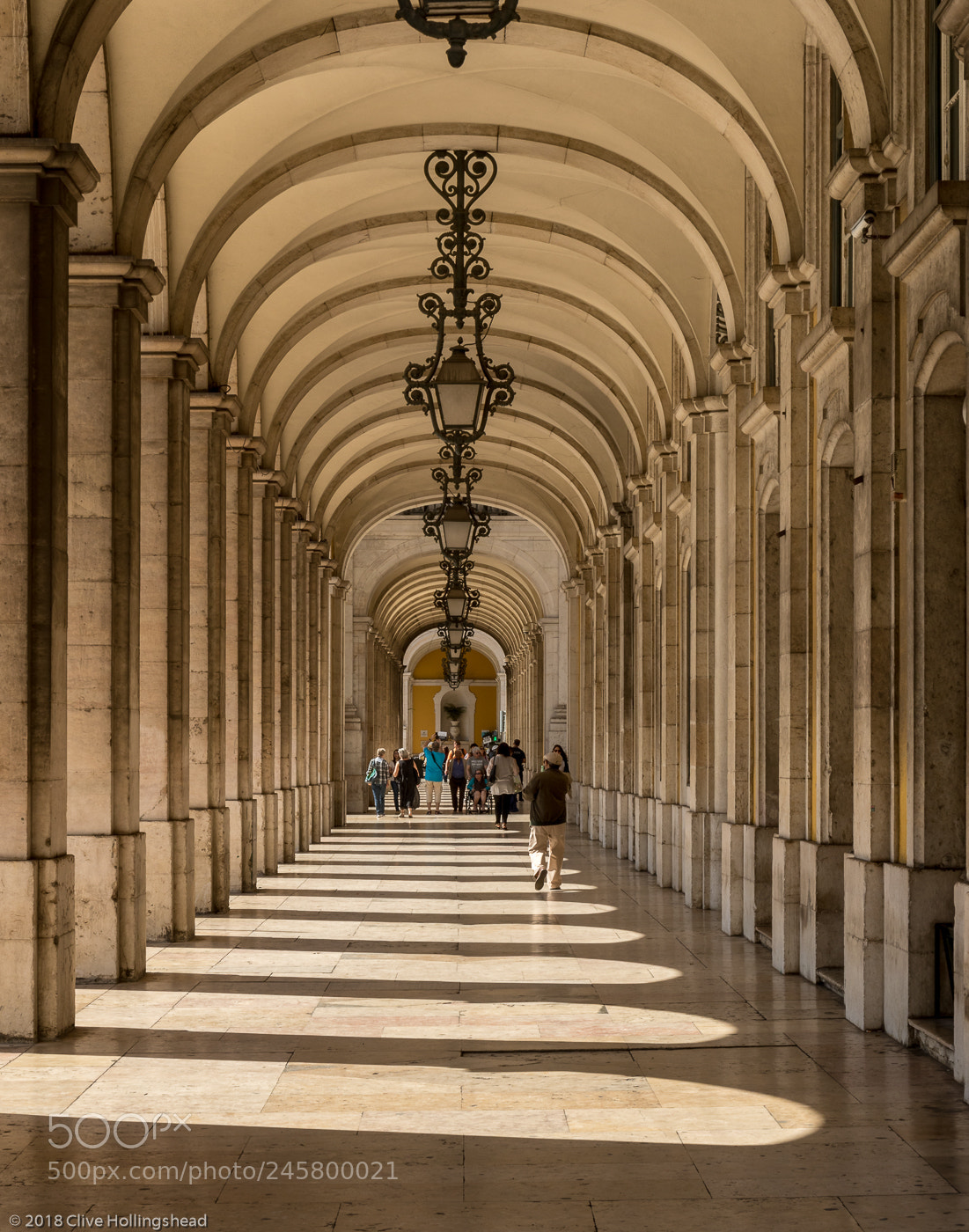 Canon EOS 7D Mark II sample photo. Arches and shadows photography