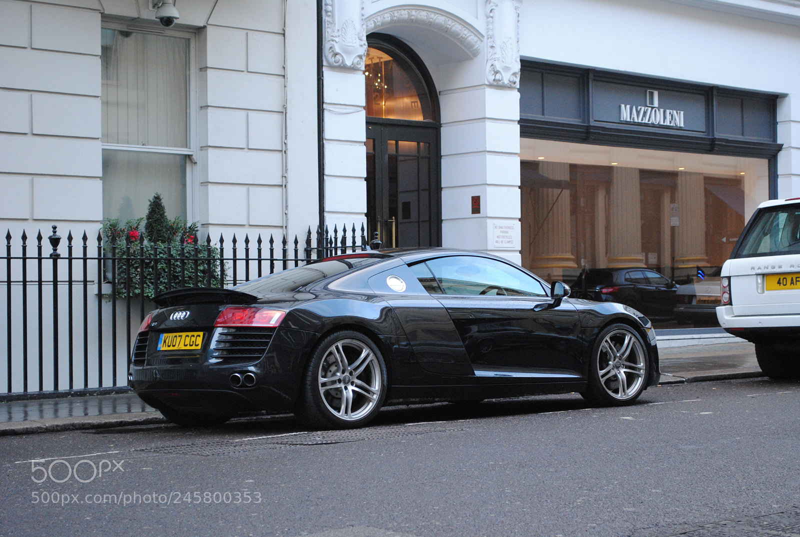 Nikon D3000 sample photo. R8 photography