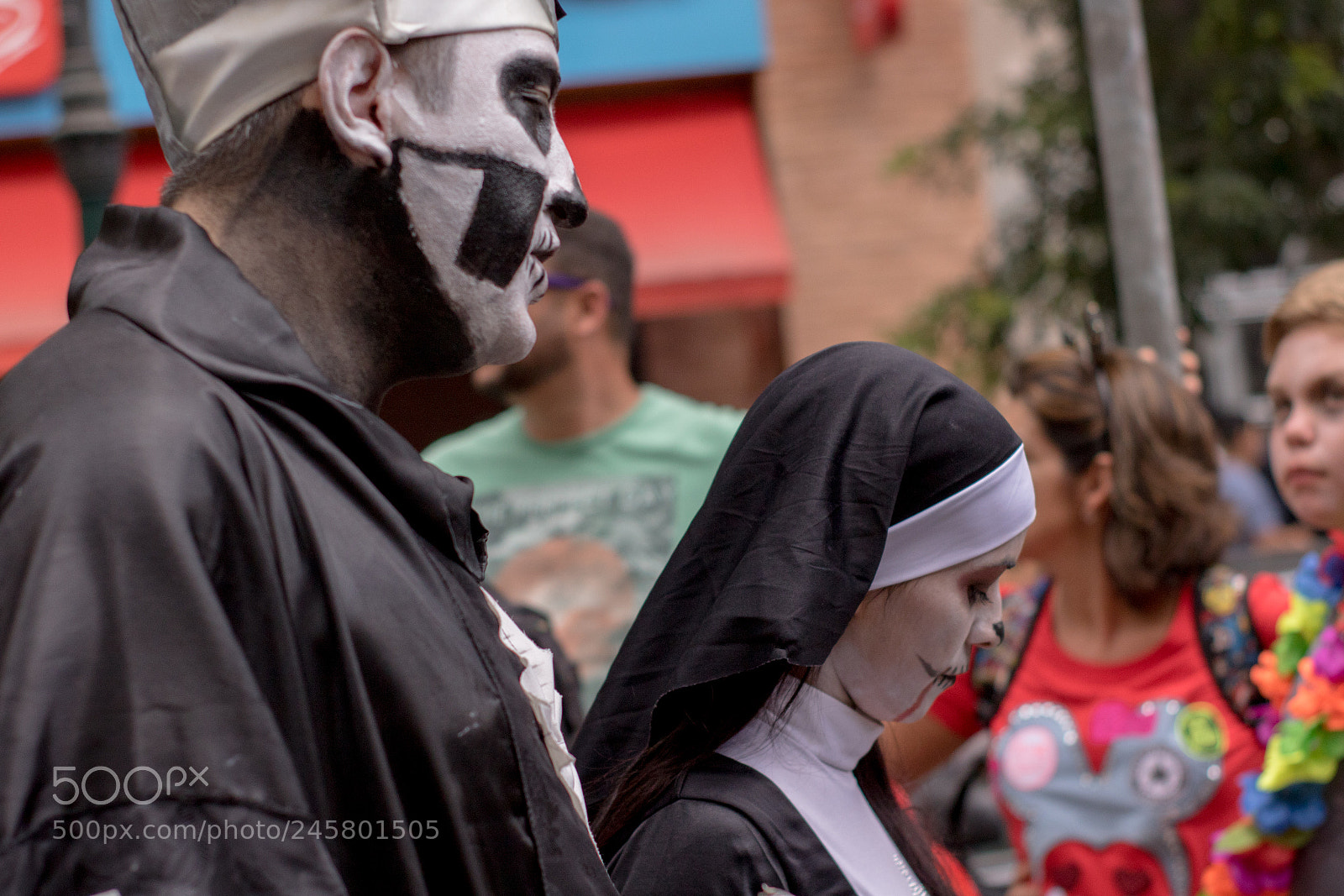 Canon EOS 750D (EOS Rebel T6i / EOS Kiss X8i) sample photo. Zombie walk - carnival photography